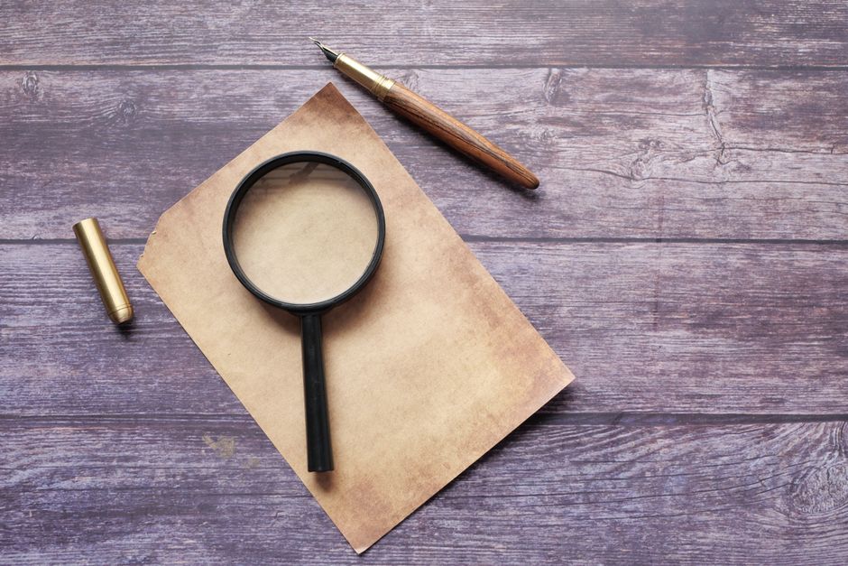 magnifying glass research paper
